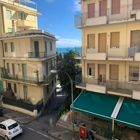 Apartamento La Mer San Remo